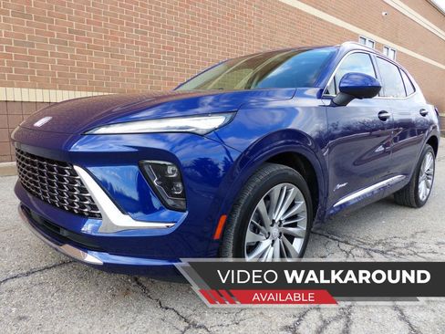 Used 2025 Buick Envision Avenir AWD/4WD image 1