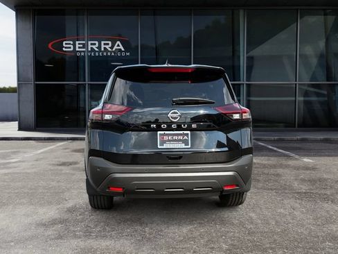 Used 2021 Nissan Rogue S FWD image 4