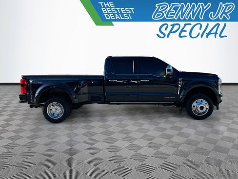 Used 2024 Ford F450 Platinum image 4