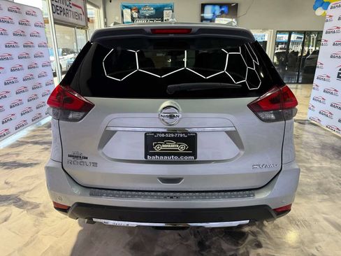 Used 2019 Nissan Rogue SV AWD/4WD image 5