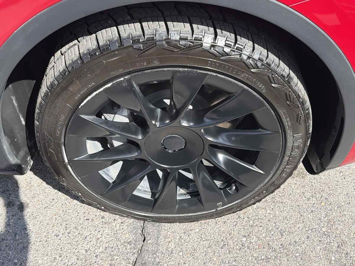 Used 2022 Tesla Model Y Long Range AWD/4WD image 13