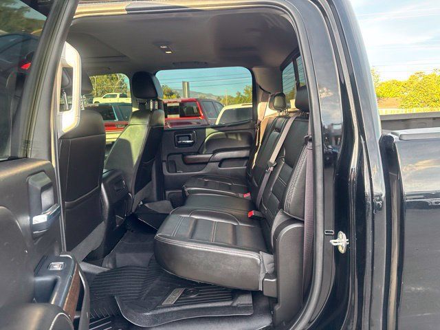 Used 2017 GMC Sierra 2500 Denali w/ Duramax Plus Package AWD/4WD image 31