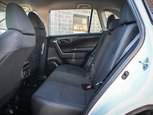 Used 2023 Toyota RAV4 LE image 13