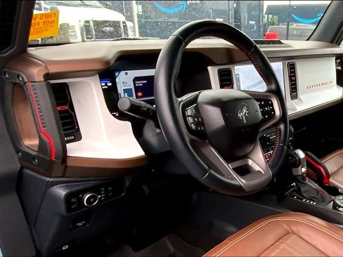 Certified 2023 Ford Bronco Heritage Edition image 12