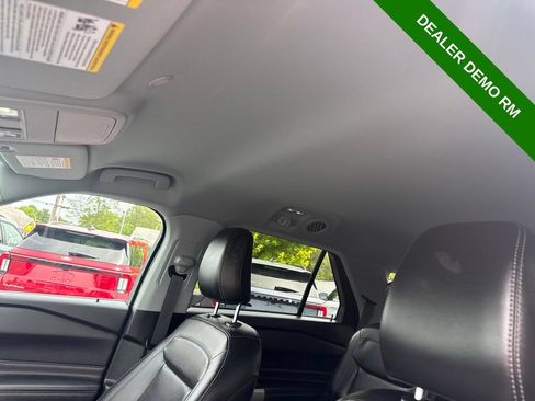 Used 2024 Ford Explorer XLT w/ Equipment Group 202A AWD/4WD image 26