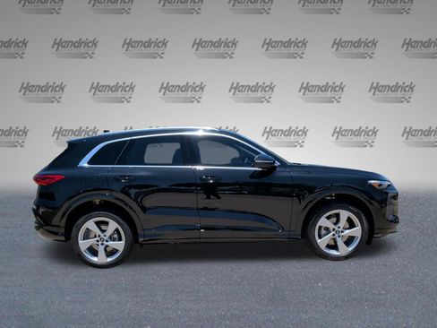 Used 2026 Audi Q5 Premium Plus AWD/4WD image 11