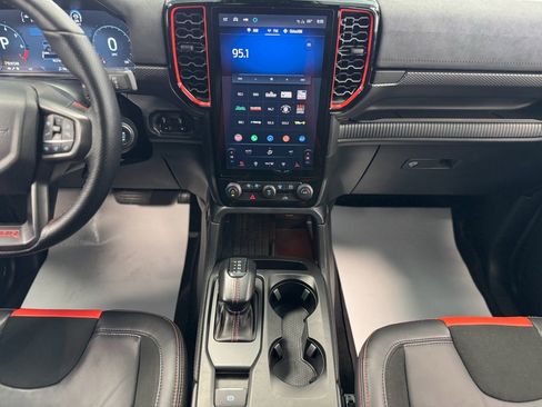 Used 2025 Ford Ranger Raptor image 24