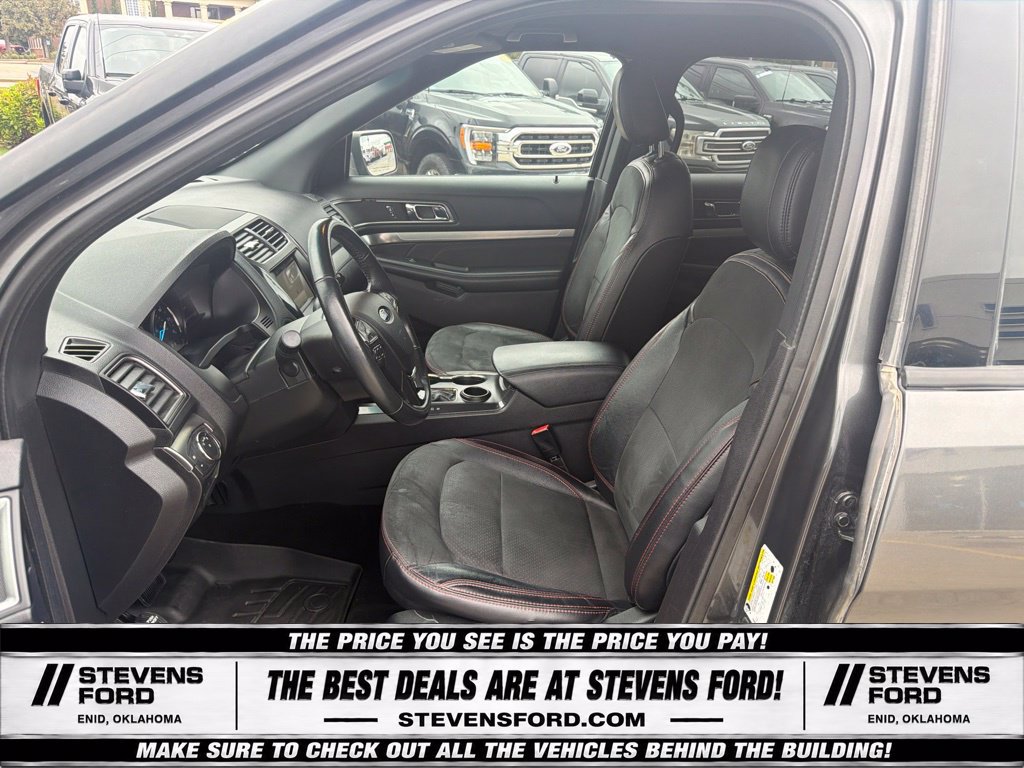 Used 2019 Ford Explorer XLT w/ Equipment Group 202A FWD image 19