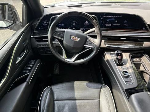 Used 2024 Cadillac Escalade Sport w/ LPO, ONYX Package AWD/4WD image 21