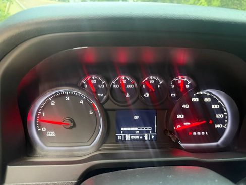 Used 2023 Chevrolet Silverado 2500 Custom w/ Custom Value Package AWD/4WD image 22