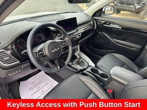 Used 2023 Kia Seltos EX image 15