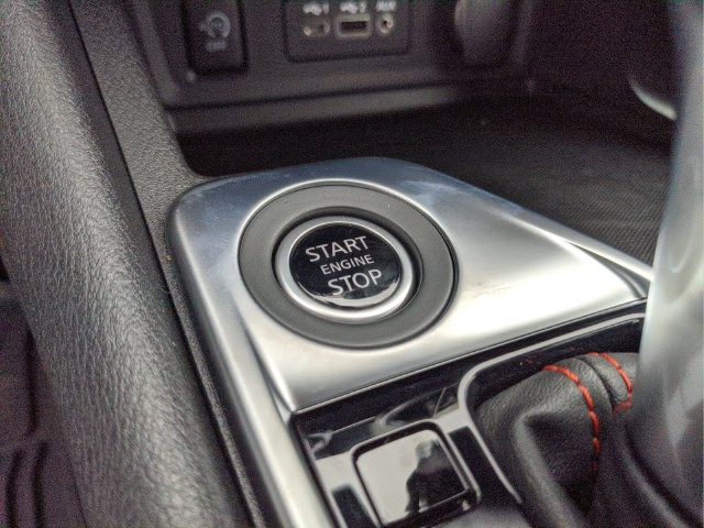 Certified 2025 Nissan Sentra SR FWD image 45