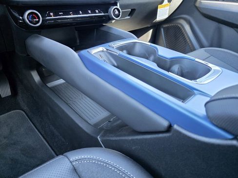 New 2026 Chevrolet Equinox EV LT w/ LPO, Blackout Package image 27