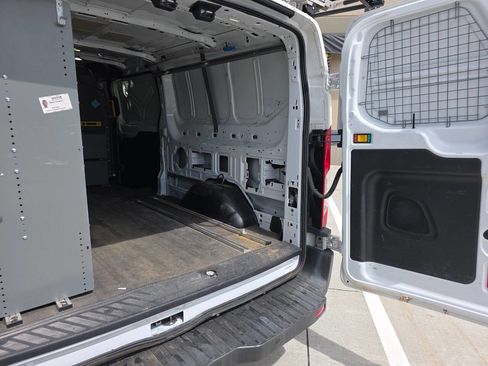 Used 2017 Ford Transit 150 148 Low Roof RWD image 11