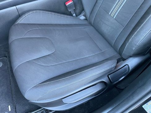 Used 2022 Hyundai Elantra SEL w/ Convenience Package image 25