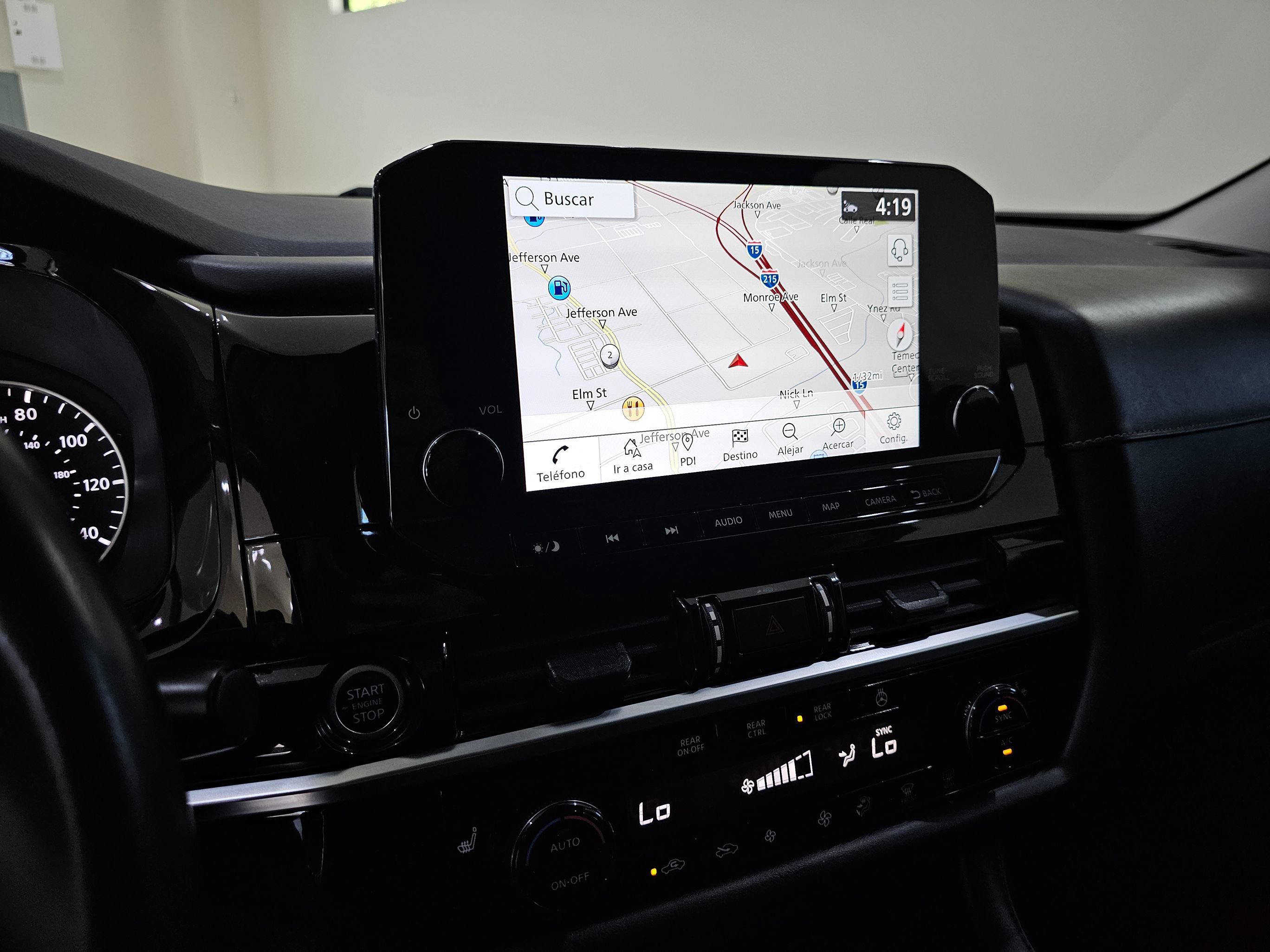 Used 2022 Nissan Pathfinder SL FWD image 36