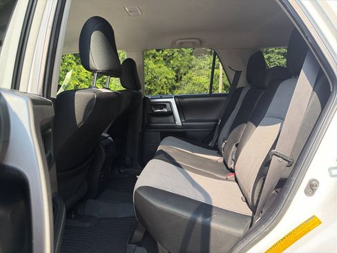 Used 2019 Toyota 4Runner SR5 RWD image 17