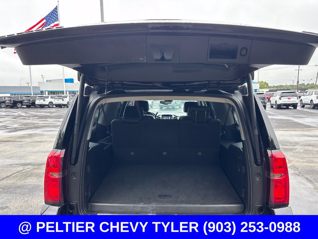 Used 2020 Chevrolet Suburban Premier w/ RST Edition AWD/4WD image 22