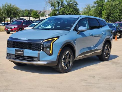 Certified 2026 Kia Sportage S AWD/4WD image 3