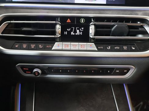 Used 2023 BMW X5 xDrive40i w/ M Sport Package image 47