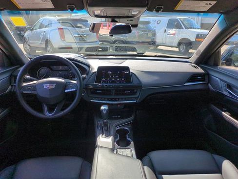 Used 2022 Cadillac CT4 Luxury image 17