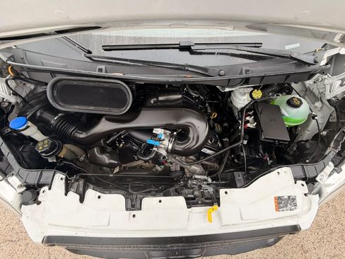 Used 2019 Ford Transit 350 XLT RWD image 9