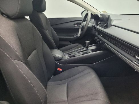 Used 2023 Honda Accord EX image 21