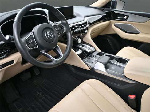 Certified 2024 Acura MDX SH-AWD image 2