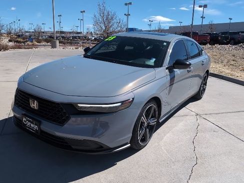 Used 2025 Honda Accord Sport image 3