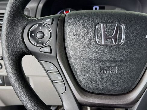 Used 2017 Honda Pilot EX image 14
