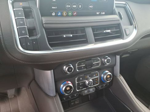 Used 2021 GMC Yukon SLT w/ SLT Premium Package RWD image 15