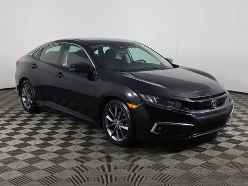 Used 2020 Honda Civic EX image 2