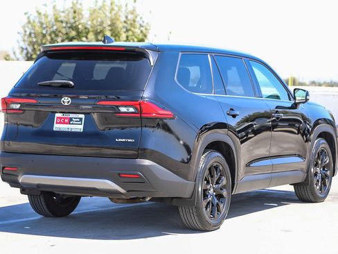 Certified 2024 Toyota Grand Highlander FWD image 6
