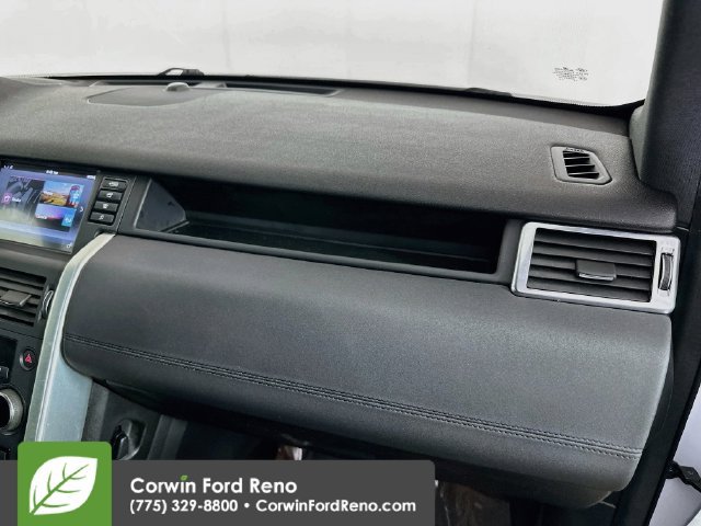 Used 2019 Land Rover Discovery Sport HSE AWD/4WD image 34