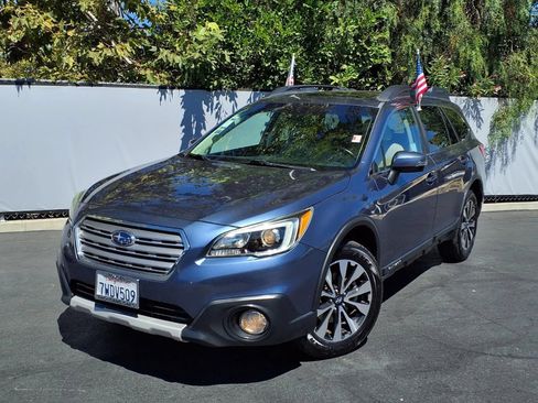 Used 2017 Subaru Outback 2.5i Limited AWD/4WD image 1