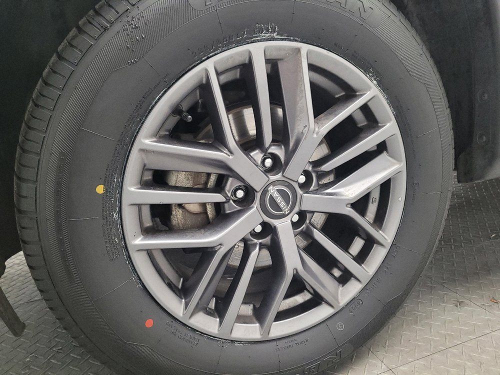 Used 2023 Nissan Rogue S AWD/4WD image 31