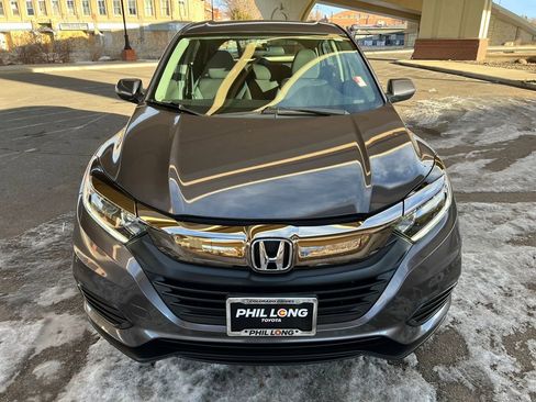 Used 2022 Honda HR-V LX image 2
