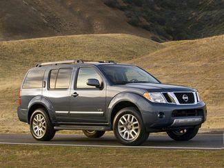 Used 2011 Nissan Pathfinder Silver image 1