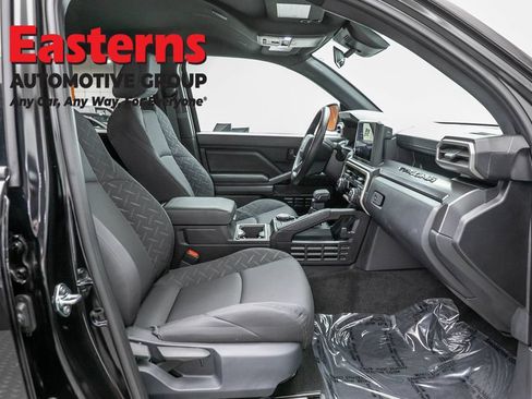 Used 2026 Toyota Tacoma SR5 AWD/4WD image 22