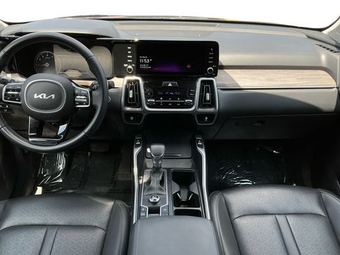 Used 2023 Kia Sorento EX FWD image 10