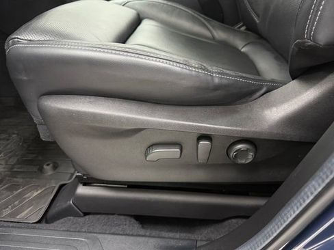 Used 2024 Subaru Ascent Touring AWD/4WD image 27