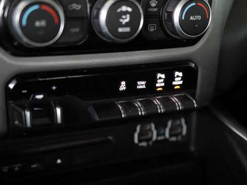 Used 2019 RAM 1500 Big Horn image 20