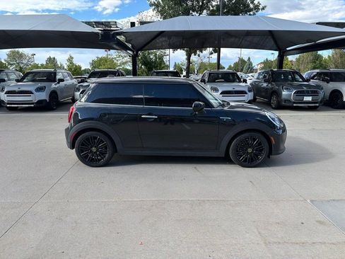 Used 2024 MINI Cooper SE FWD image 6
