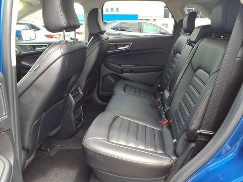 Certified 2023 Ford Edge SEL w/ Convenience Package AWD/4WD image 11