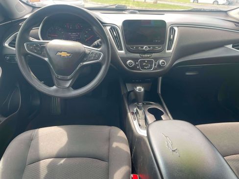 Used 2020 Chevrolet Malibu LS FWD image 14