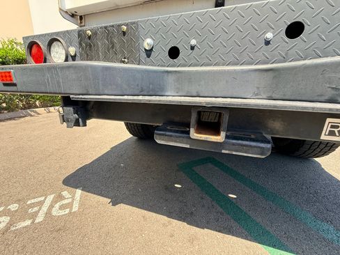 Used 2018 Chevrolet Silverado 3500 W/T RWD image 6