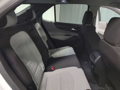 Used 2022 Chevrolet Equinox LS w/ LPO, Floor Liner Package FWD image 20