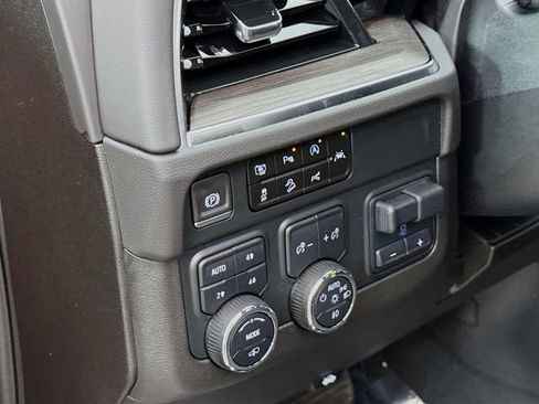 Used 2025 Chevrolet Tahoe Z71 w/ Z71 Off-Road Package image 13