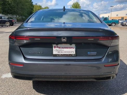 Certified 2023 Honda Accord Touring image 5