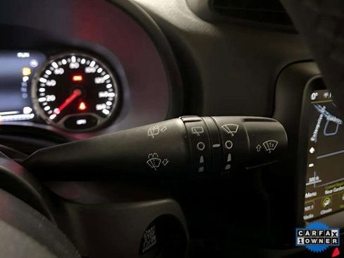 Used 2022 Jeep Renegade Latitude image 38